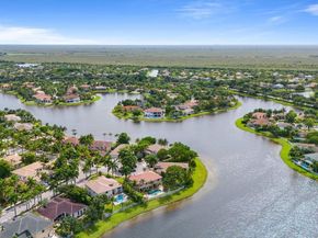 926 Marina Dr, Weston FL 33327