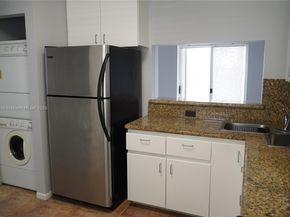 1514 Springside Dr, Weston FL 33326