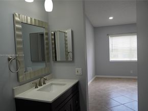 1514 Springside Dr, Weston FL 33326