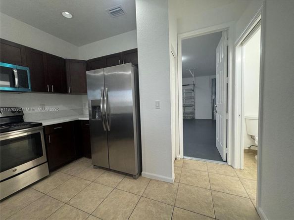 1415 NW 34th Way, Lauderhill FL 33311