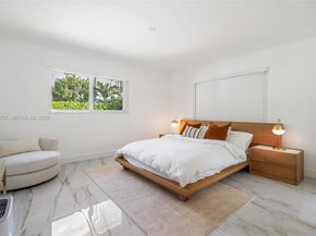 1001 NE 86th St, Miami FL 33138