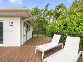 1001 NE 86th St, Miami FL 33138