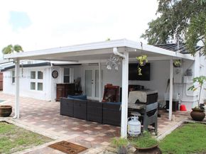 6810 Douglas St, Hollywood FL 33024