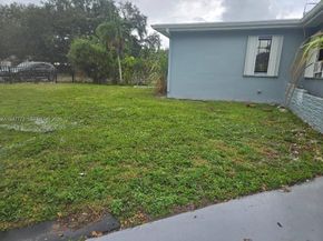 1901 NW 88th Ter, Miami FL 33147