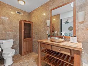 5721 Bayberry Ln, Tamarac FL 33319