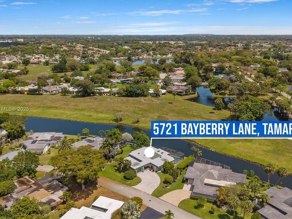 5721 Bayberry Ln, Tamarac FL 33319