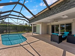 5721 Bayberry Ln, Tamarac FL 33319