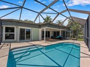 5721 Bayberry Ln, Tamarac FL 33319