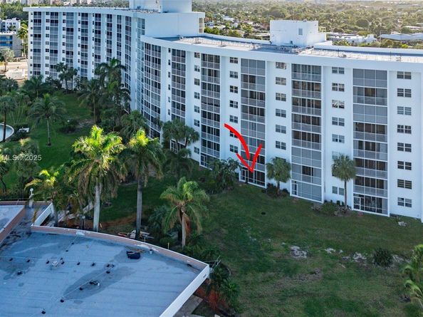 2731 NE 14th St Cswy 115, Pompano Beach FL 33062