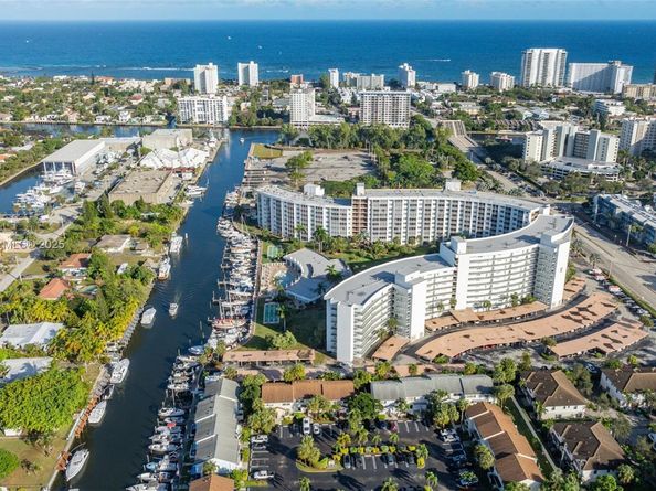2731 NE 14th St Cswy 115, Pompano Beach FL 33062