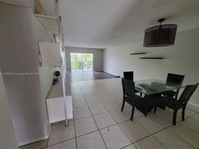 3300 Spanish Moss Ter 403, Lauderhill FL 33319