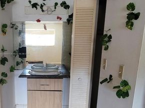 3300 Spanish Moss Ter 403, Lauderhill FL 33319