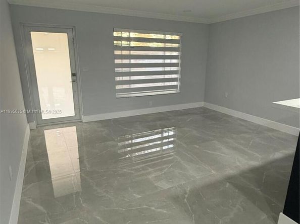 18025 NW 49th Ave, Miami Gardens FL 33055