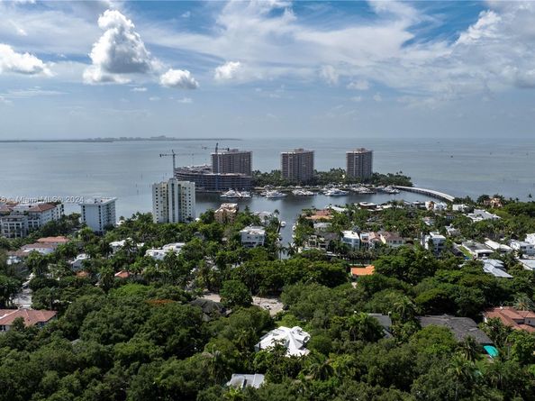 1701 S Bayshore Dr, Miami FL 33133