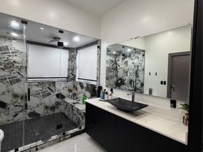 1860 SE 18th Ter, Homestead FL 33035