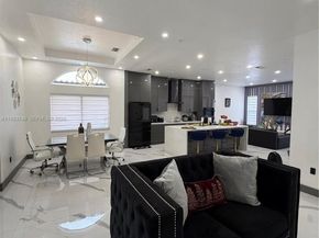 1860 SE 18th Ter, Homestead FL 33035