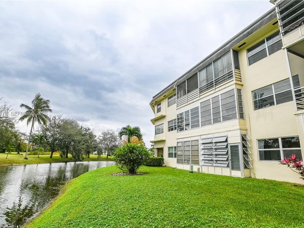 4311 NW 16th St B104, Lauderhill FL 33313