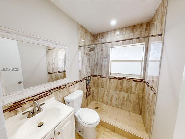 3354 NW 181st St, Miami Gardens FL 33056