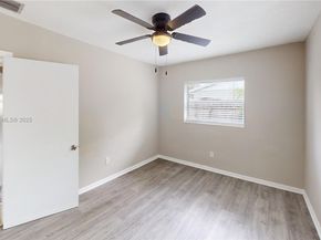 3354 NW 181st St, Miami Gardens FL 33056