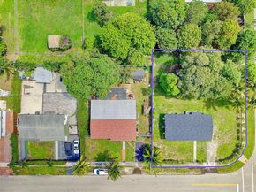3354 NW 181st St, Miami Gardens FL 33056