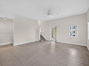 27 SW 6th Ct, Pompano Beach FL 33060