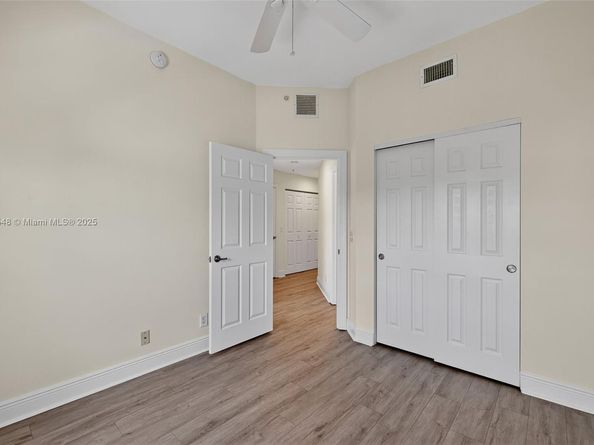 27 SW 6th Ct, Pompano Beach FL 33060