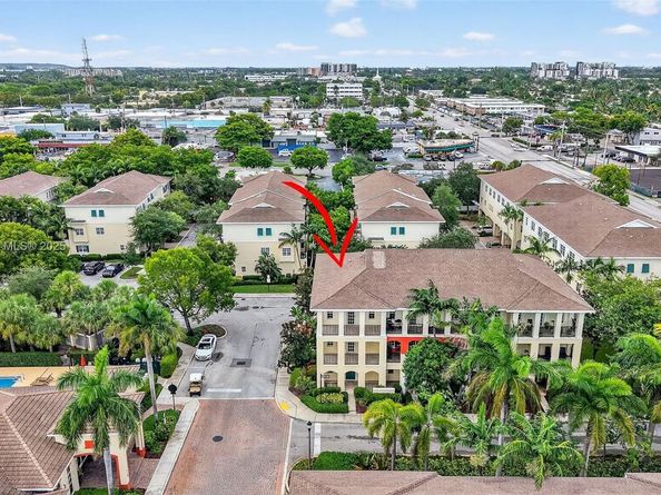 27 SW 6th Ct, Pompano Beach FL 33060
