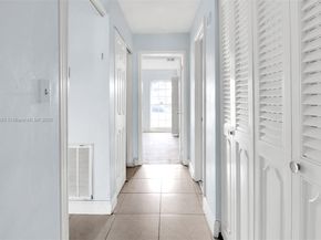 7332 Bay Hill Dr, Hialeah FL 33015