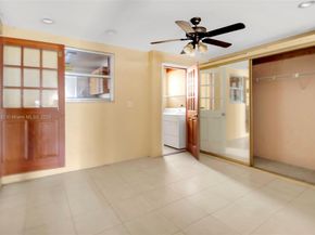 7332 Bay Hill Dr, Hialeah FL 33015