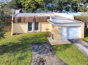 7332 Bay Hill Dr, Hialeah FL 33015