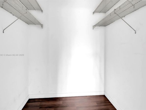 7332 Bay Hill Dr, Hialeah FL 33015