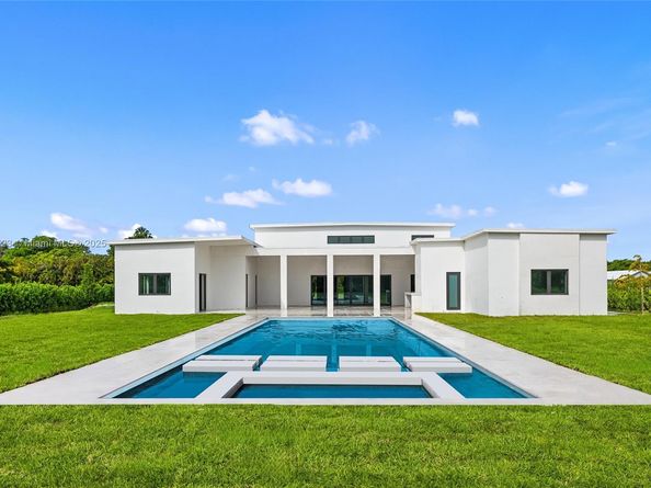 17301 SW 52nd Ct, Southwest Ranches FL 33331