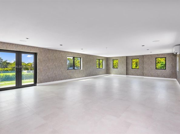 17301 SW 52nd Ct, Southwest Ranches FL 33331