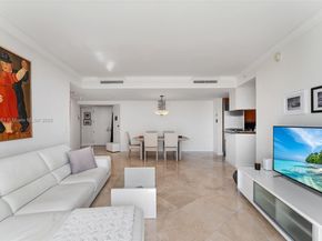 901 Brickell Key Blvd 2801, Miami FL 33131