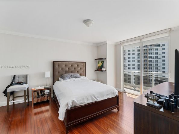 901 Brickell Key Blvd 2801, Miami FL 33131