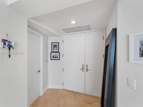 901 Brickell Key Blvd 2801, Miami FL 33131