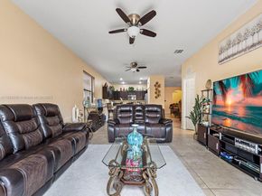 572 SE 34th Ter, Homestead FL 33033