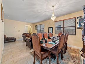 572 SE 34th Ter, Homestead FL 33033