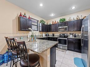 572 SE 34th Ter, Homestead FL 33033