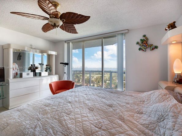 5900 Collins Ave 2105, Miami Beach FL 33140