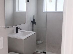 831 SW 39th Ave, Fort Lauderdale FL 33312