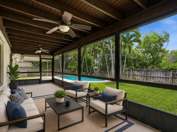 7085 Hyatt Avenue, Lantana FL 33462