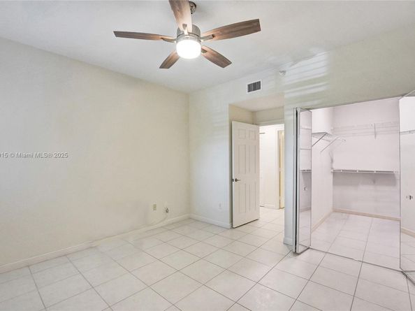 7739 Southampton Terr 415, Tamarac FL 33321