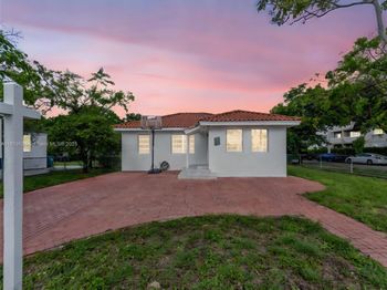 520 NW 32nd Pl