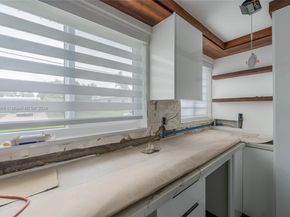 2537 Marathon Ln, Fort Lauderdale FL 33312
