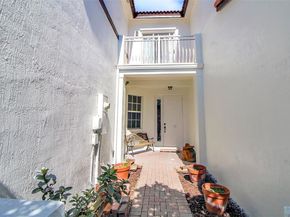 11531 NW 79th Ln, Doral FL 33178