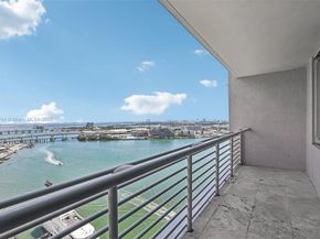 335 S Biscayne Blvd 2810, Miami FL 33131