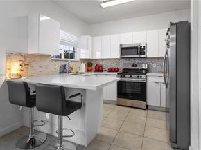 2741 NE 4th St 103, Homestead FL 33033