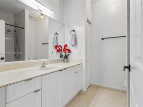 2741 NE 4th St 103, Homestead FL 33033