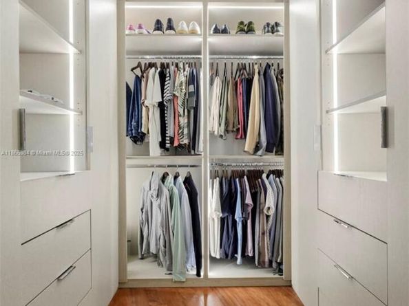 1300 Monad Ter 11C, Miami Beach FL 33139